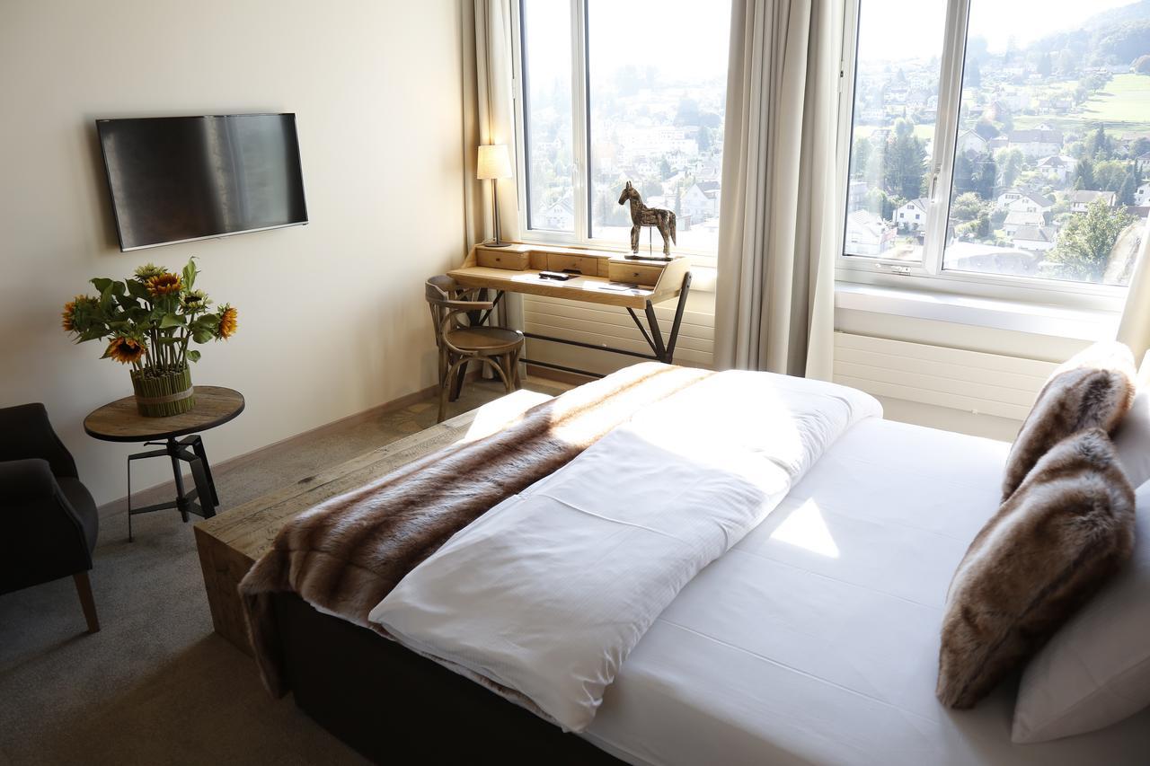 Glashaus Hotel Menziken Экстерьер фото
